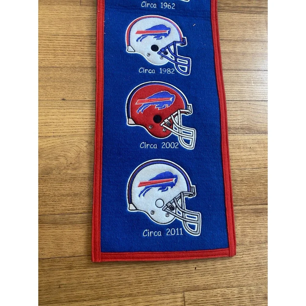 NWT Buffalo Bills NFL legacy Genuine Wool Logo Banner 32